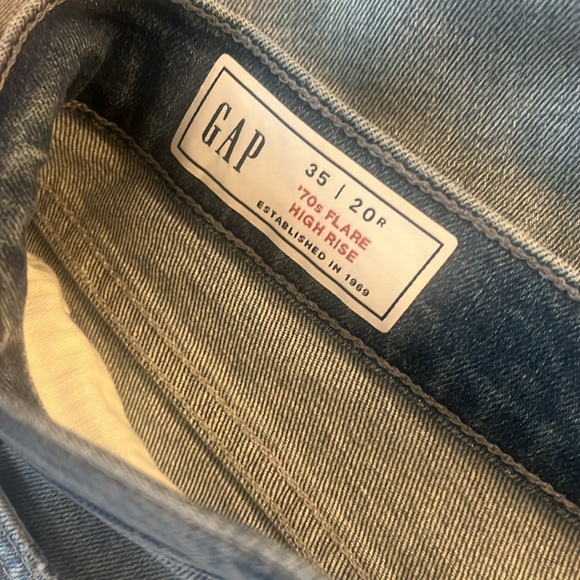 Gap 70’s Flare High Rise ( size 35 ) NWOT - Picture 3 of 15